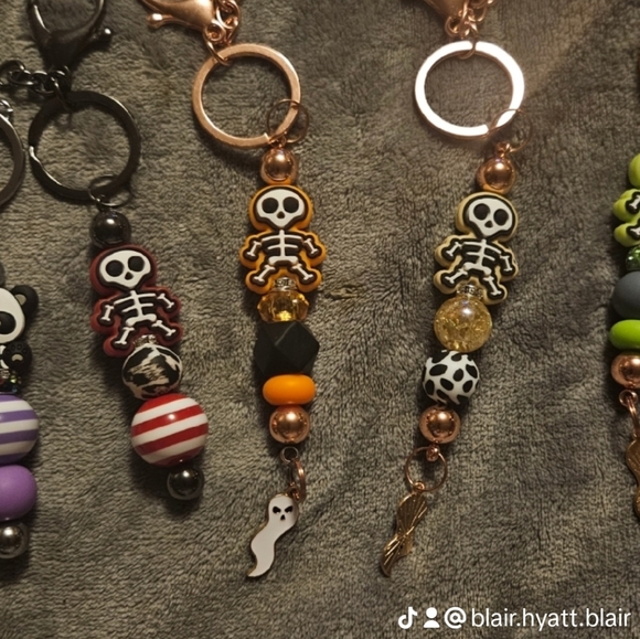 Hand made keychains - Picture 4 of 10